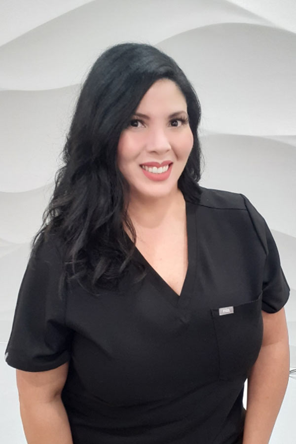 Natalie, Oral surgery assistant and implant coordinator
